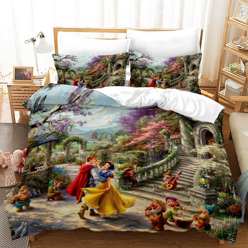 Dynebetræk Snehvide Danser Med Sin Charmerende Prins