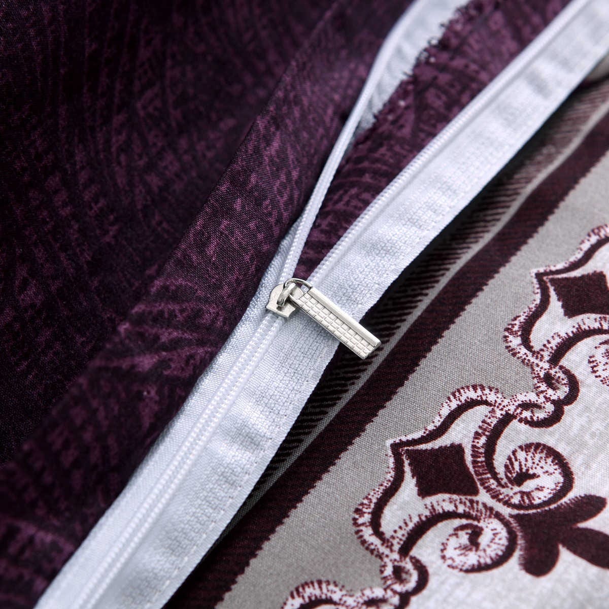 Hvidt Og Lilla Dynebetræk