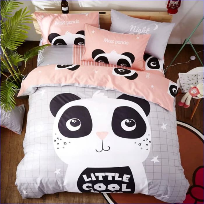 Lille Cool Panda Grey Og Pink Dynebetræk