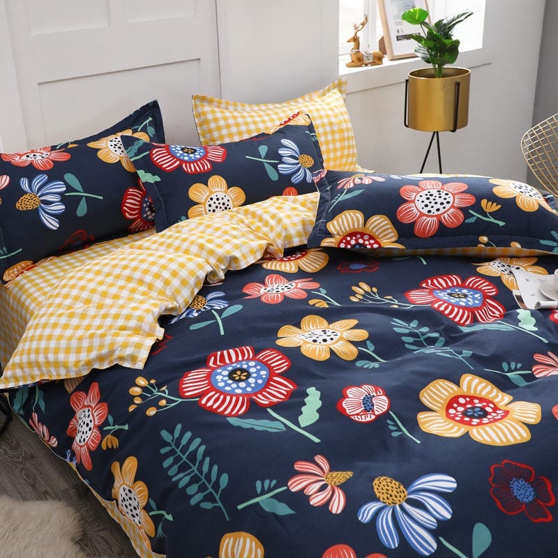 Sort Dynebetræk Med Store Blomster