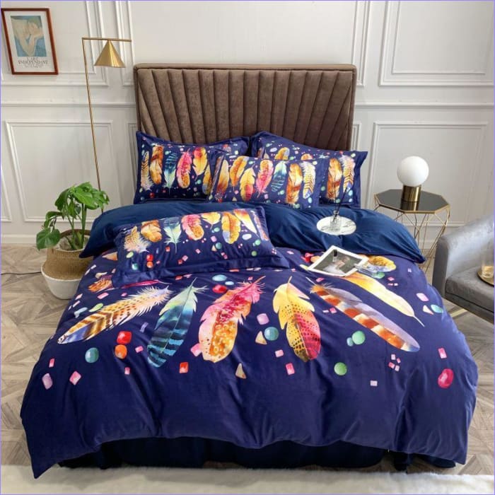 Farverigt Blåt Og Hvidt Fjerdynebetræk