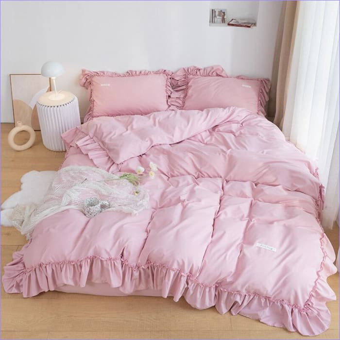 Dynebetræk Af Broderet Rose